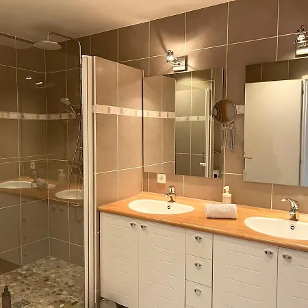 Bocage - Parking, Balcony, Close To Apartment Annecy